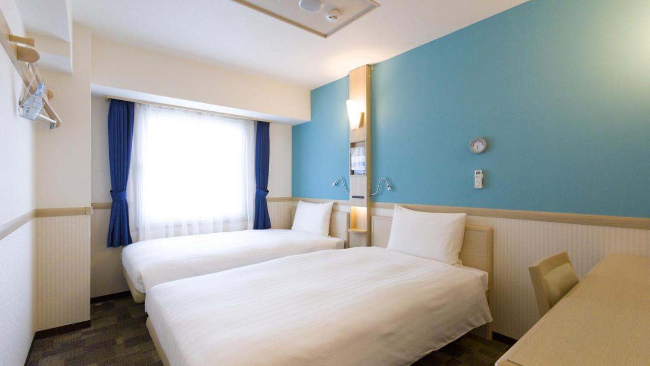 Toyoko Inn Hiroshima-Eki Stadium Mae Екстер'єр фото